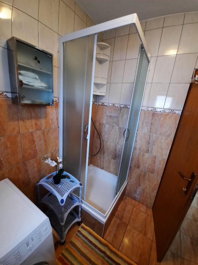 Anita Apartman Vir Kültér fotó
